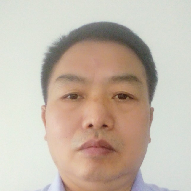 八桂山人的照片