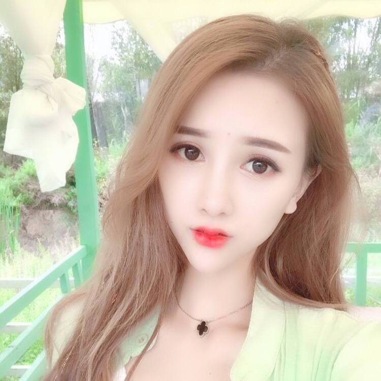 怡可爱的照片