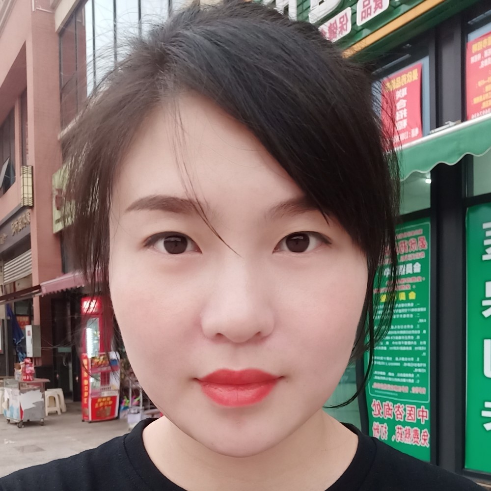 俊逸凝眸梦影的照片