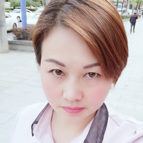 刘奕含的照片