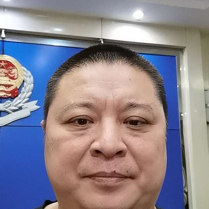 贤惠回首高跟鞋的照片