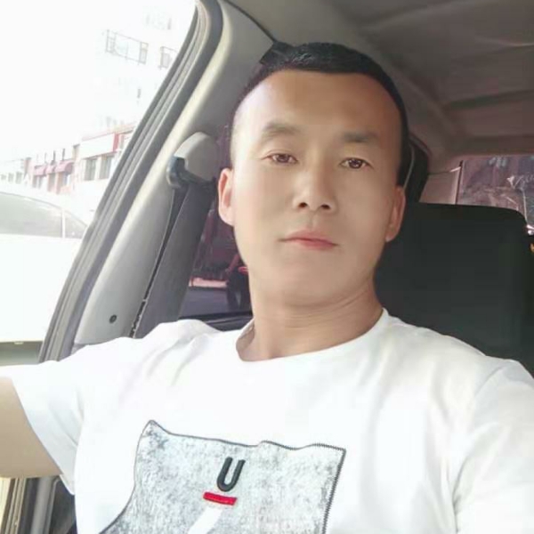 凉笙灼热的照片