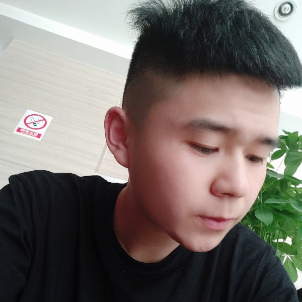 刘二少づ的照片