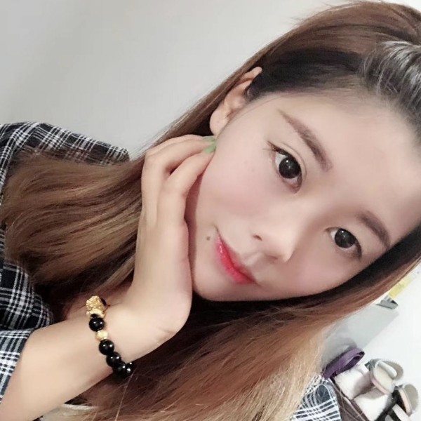 任性的微微的照片
