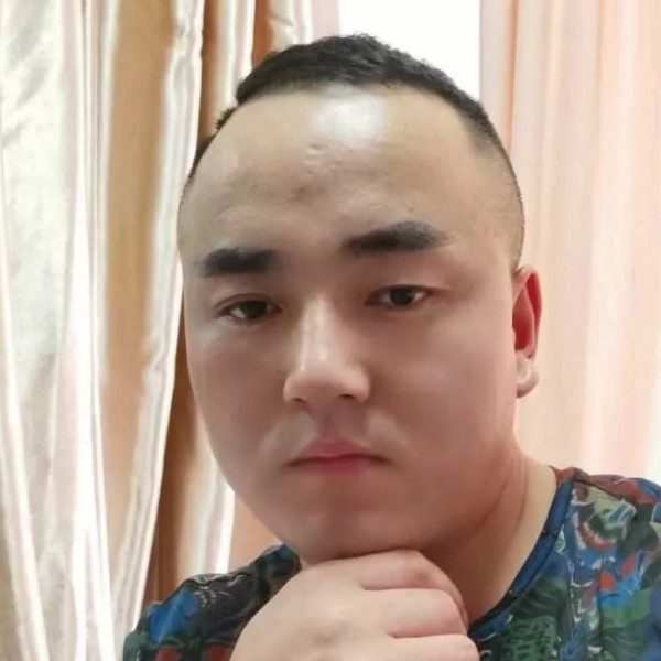 高建国的照片