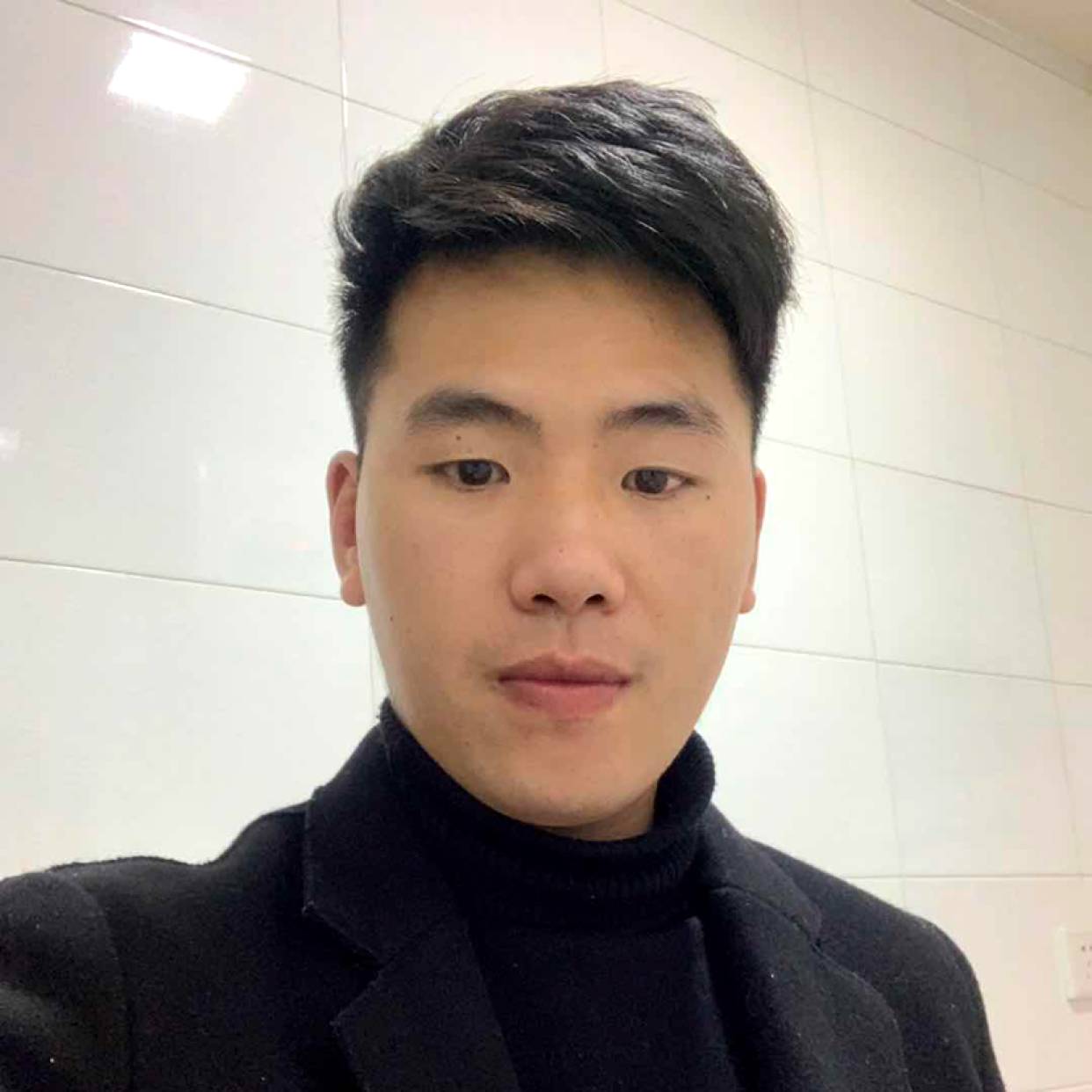 白恋云的照片