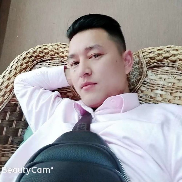 安逸的坏小子的照片