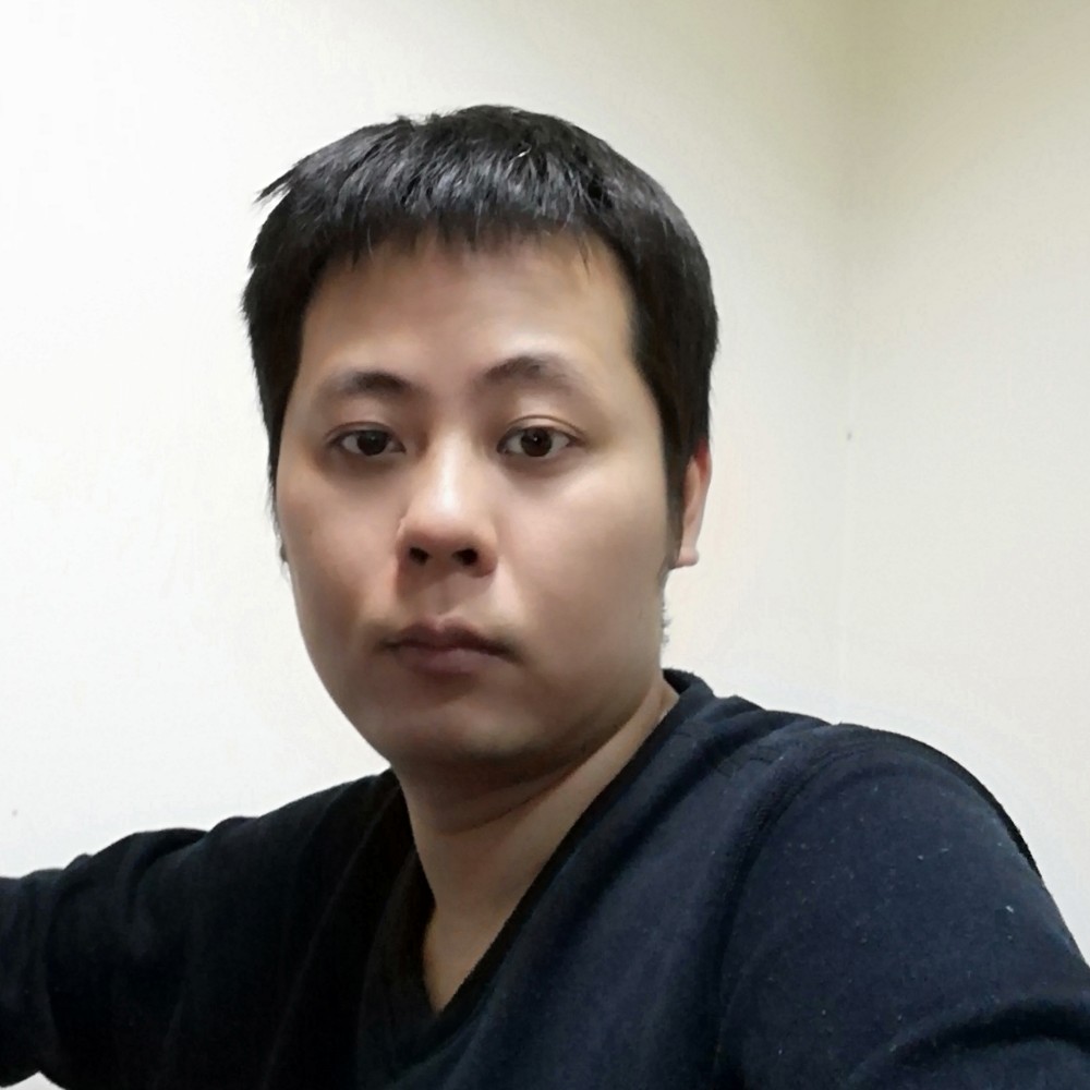 笑看日出的照片