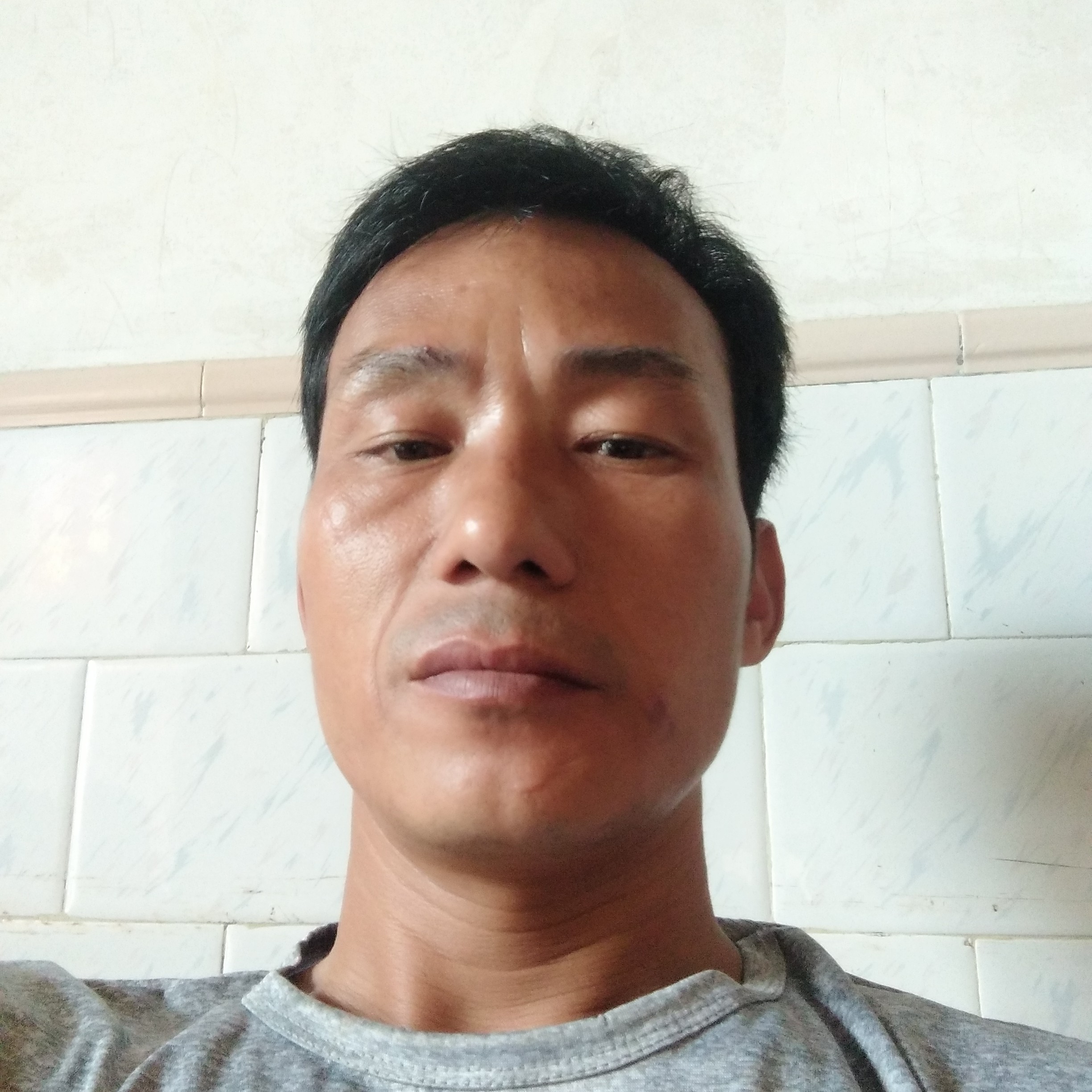 没钱你在乎感情吗的照片