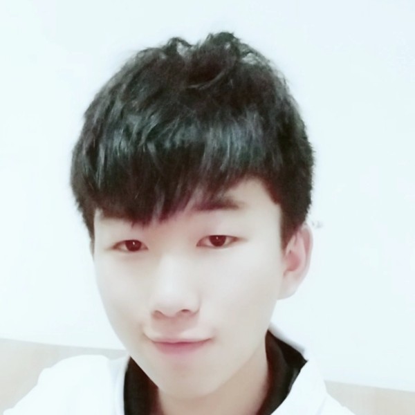 如梦蹁跹碧蓝的照片