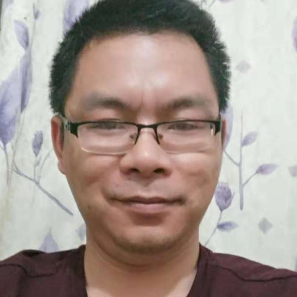 落寂背包的照片