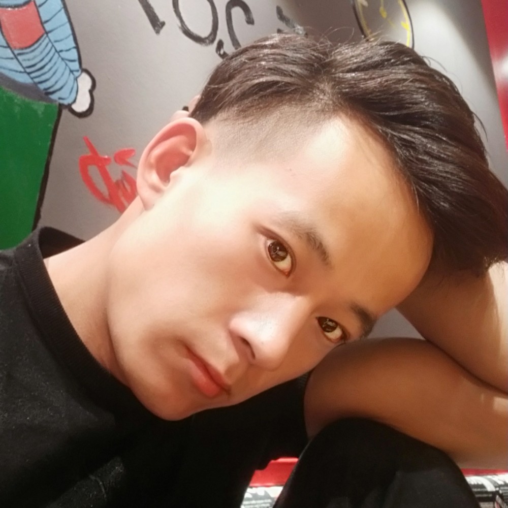 忧郁凉面的照片