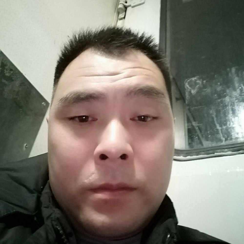 张友平的照片