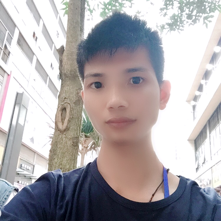 梁中信的照片