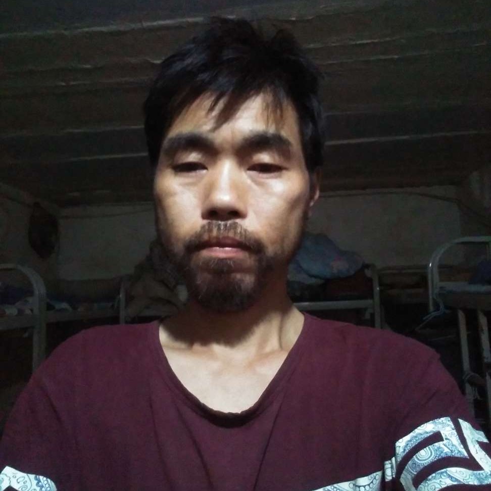 小懒虫回眸爱笑的照片
