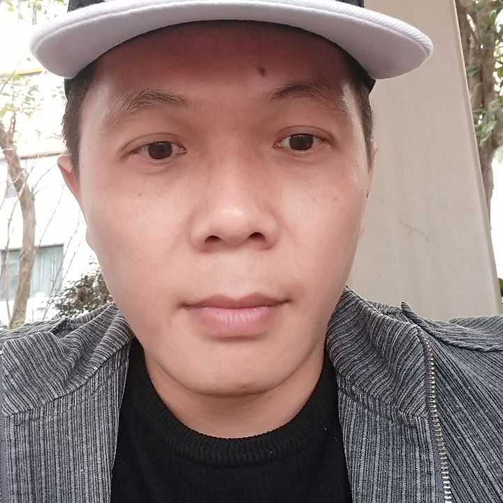 一脚油门的照片