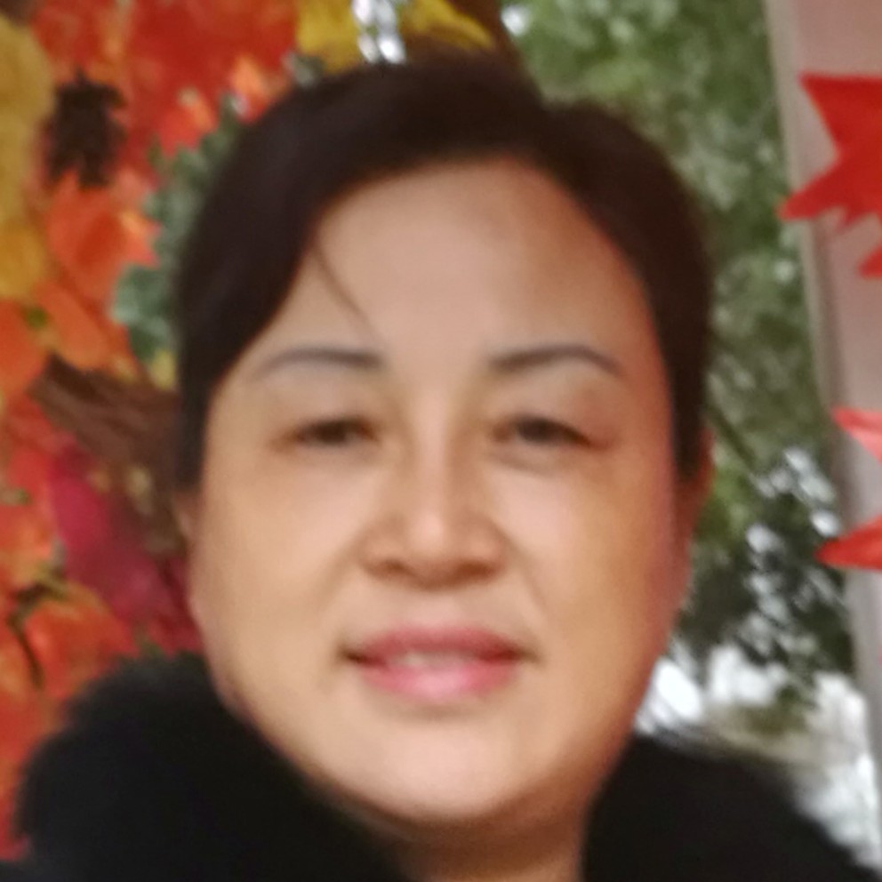 诗意的知性女的照片