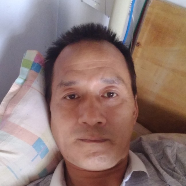 万常国的照片