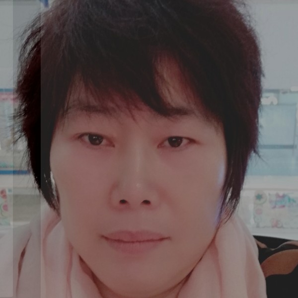 冷静闻信封的照片