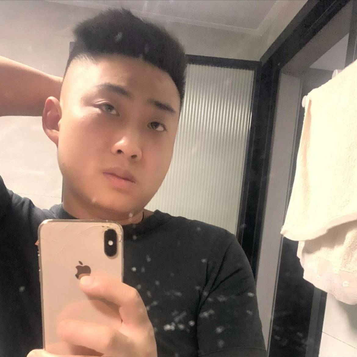 暧昧放弃人生的照片
