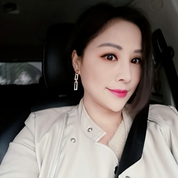四闫的照片