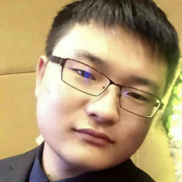 程升的照片