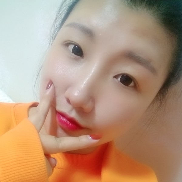 彩色泪了樱桃的照片
