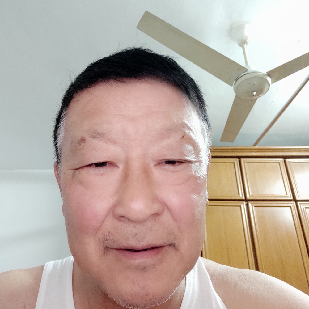 AEAE的照片