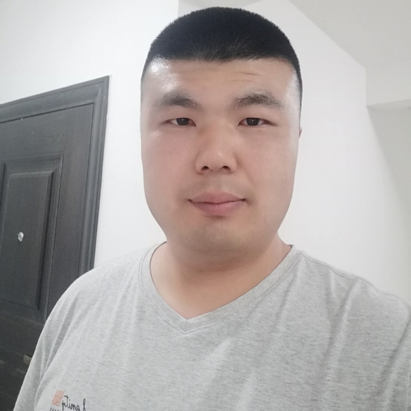 碧蓝浅吻汉堡的照片