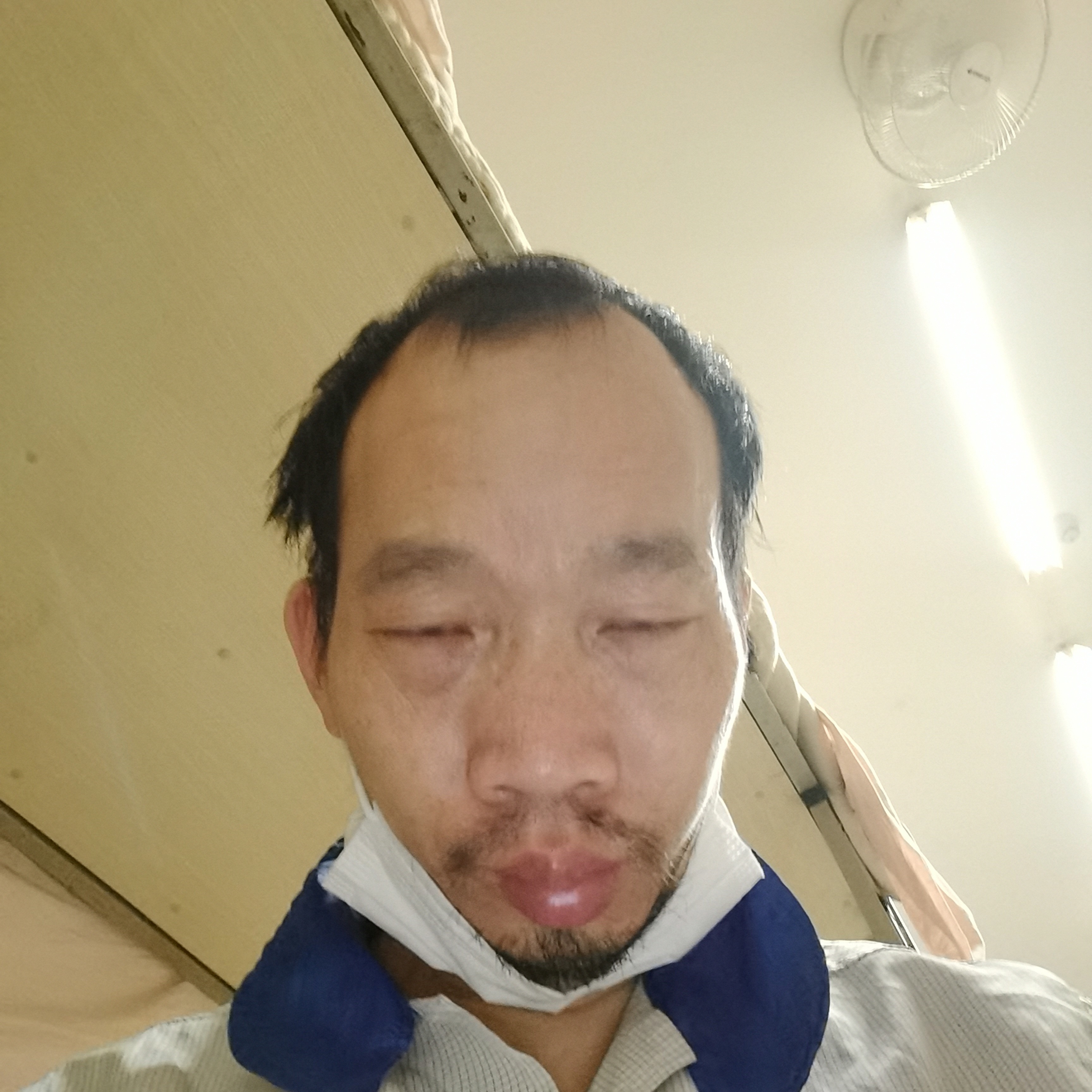 顱顱顱覻覻觀觀觀的照片