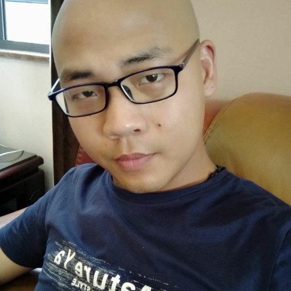 动了情的痞子๓゛的照片