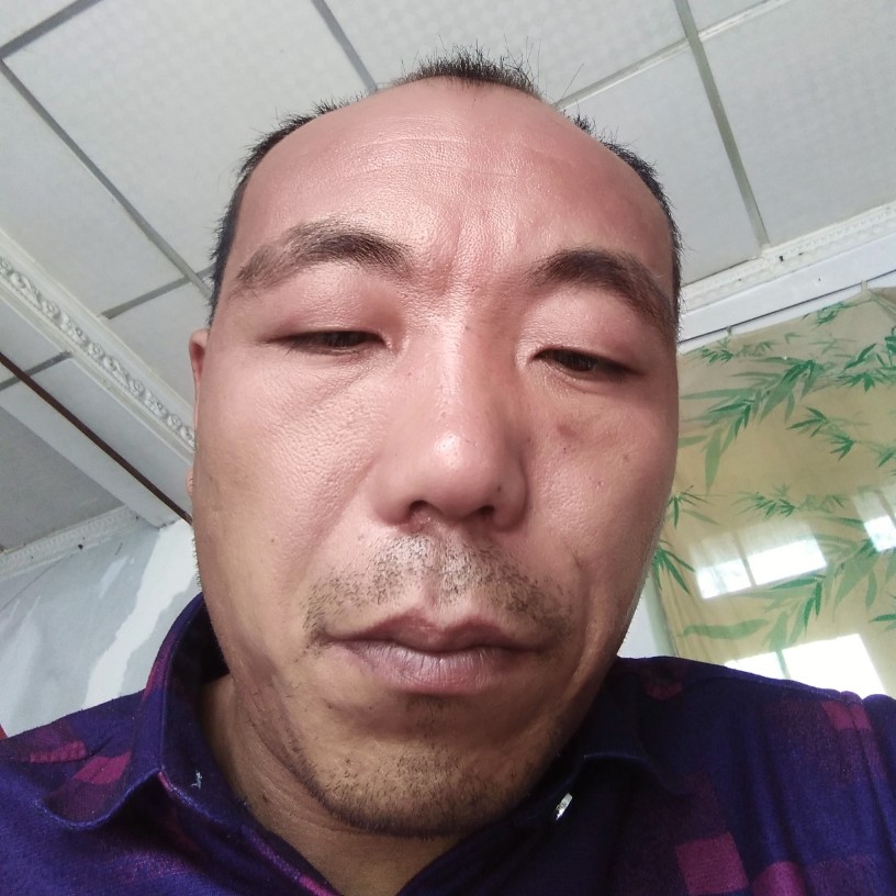 高大回眸水壶的照片