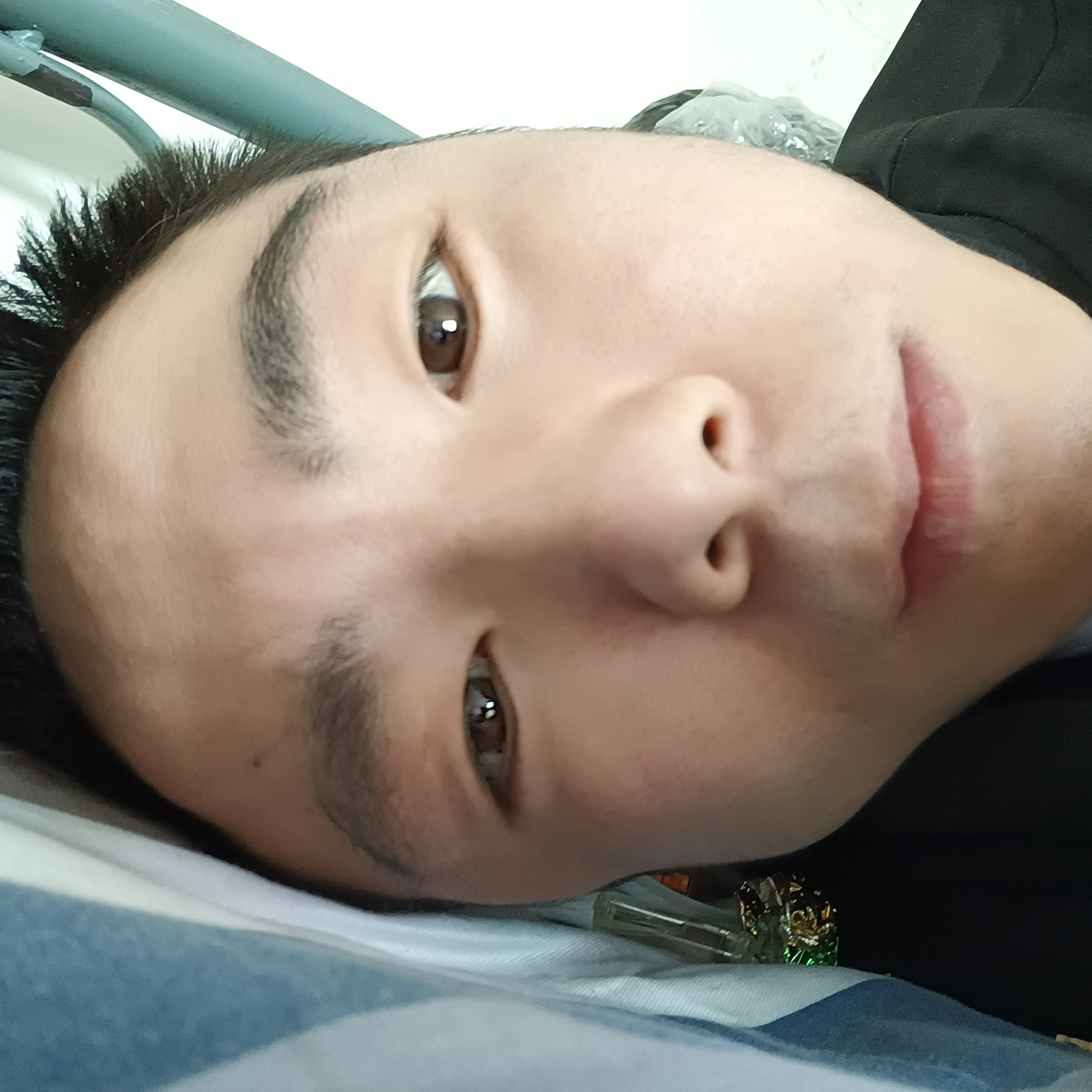 书本向忧虑的照片