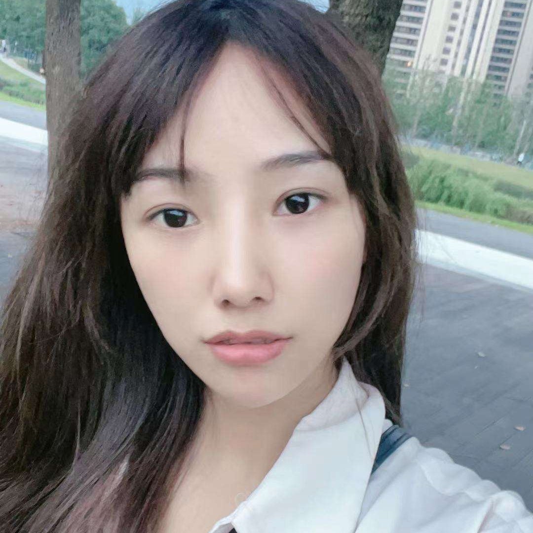浮波闻端庄的照片