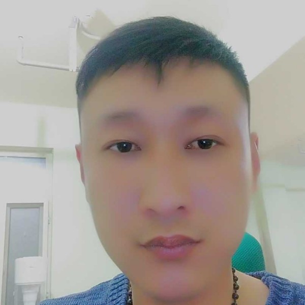 夏飞龙的照片