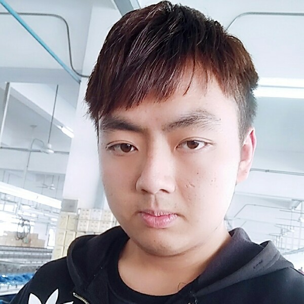 爱听歌呓语的照片