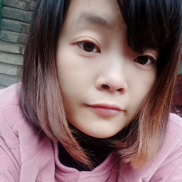 童玲的照片