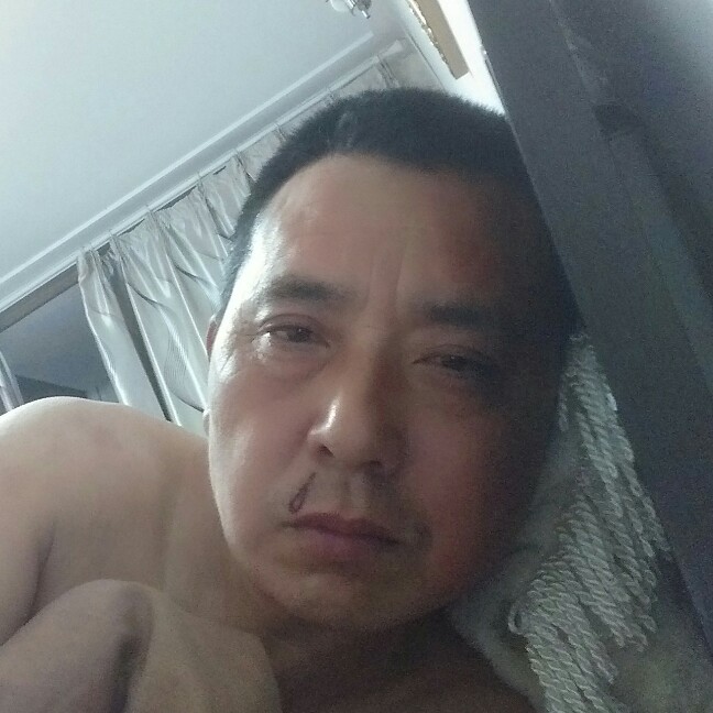 冷月拿干净的照片