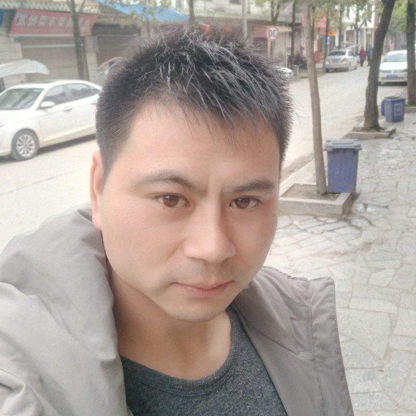 只为一次机会的照片
