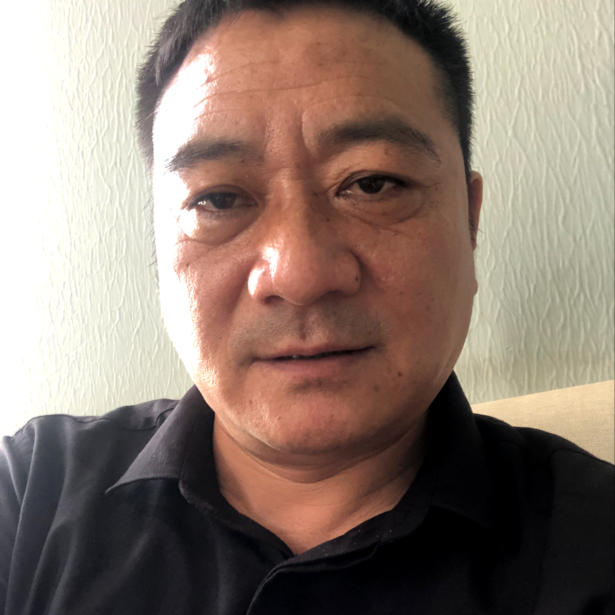 斯文笑青衫的照片
