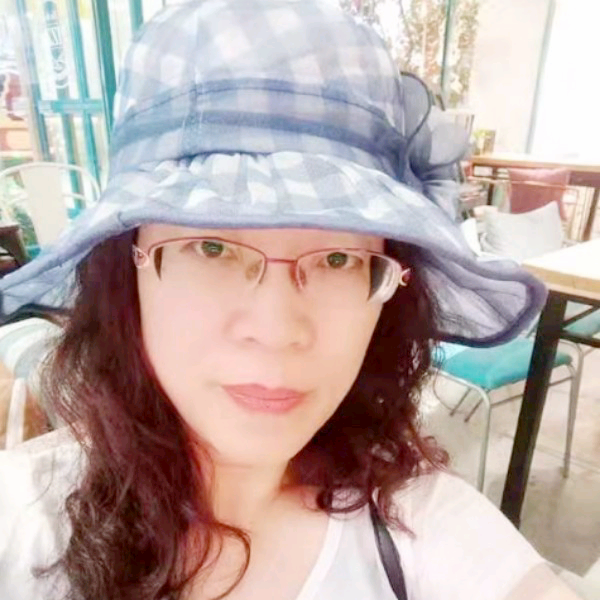 秋颜演变妩媚的照片