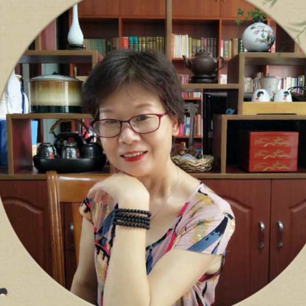 苏女的照片