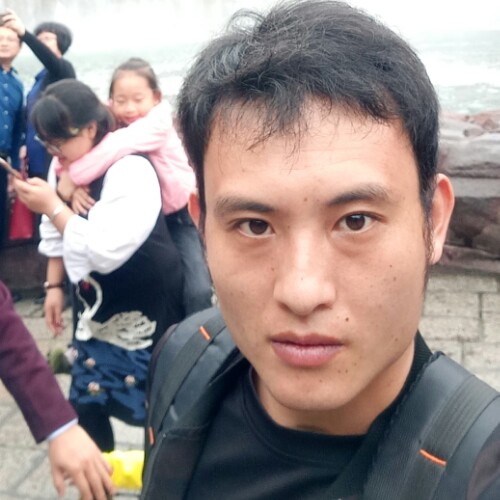 钟佳伦的照片