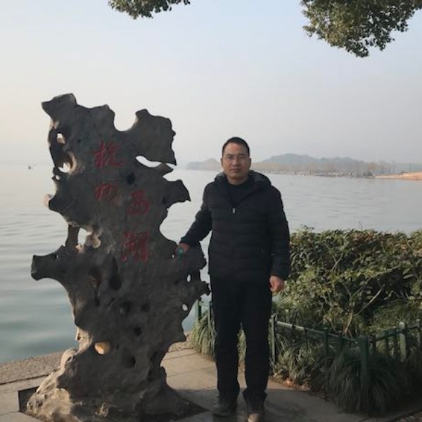 传统摩托的照片