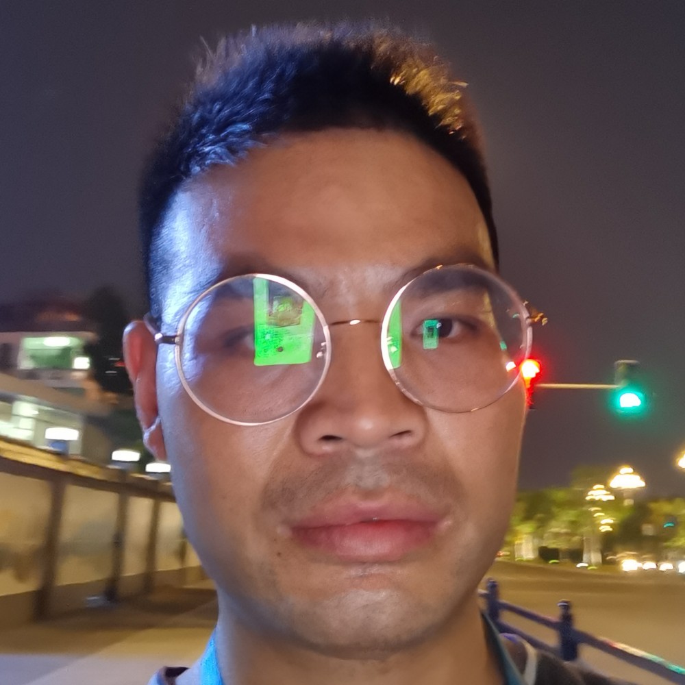 小兔子雪白的照片
