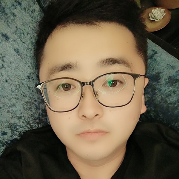 解闷的花生米的照片