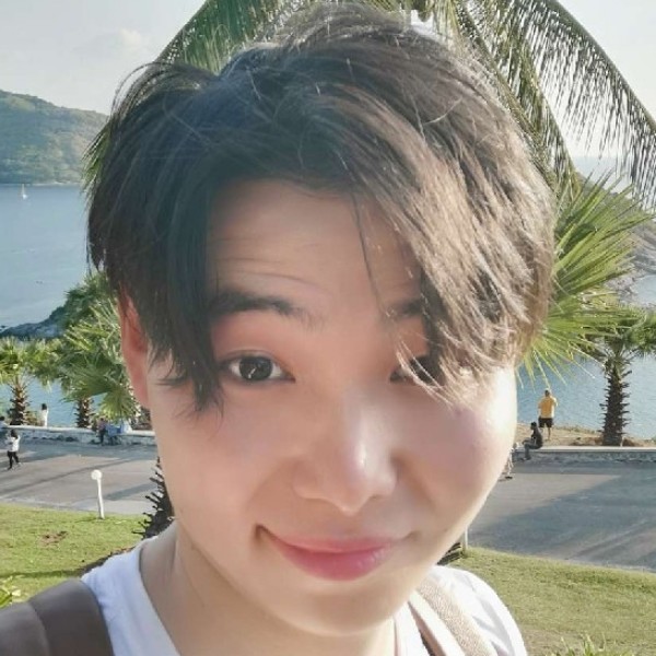 魔镜感性的照片