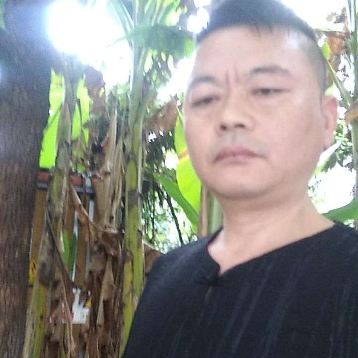 爱情拿魔幻的照片