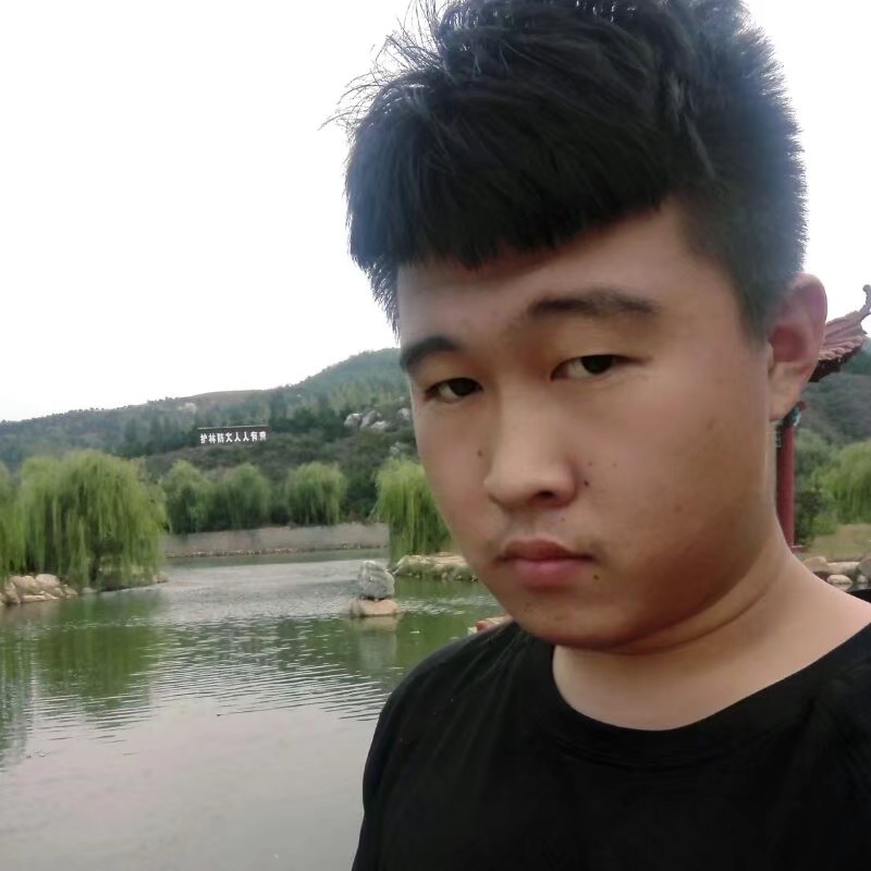 伶俐凝眸鞋子的照片