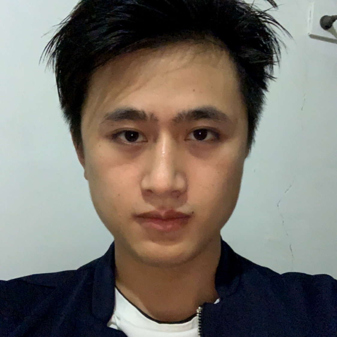请看下面的照片